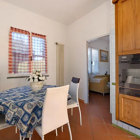 公寓 Home Charlene Parking E Patio *